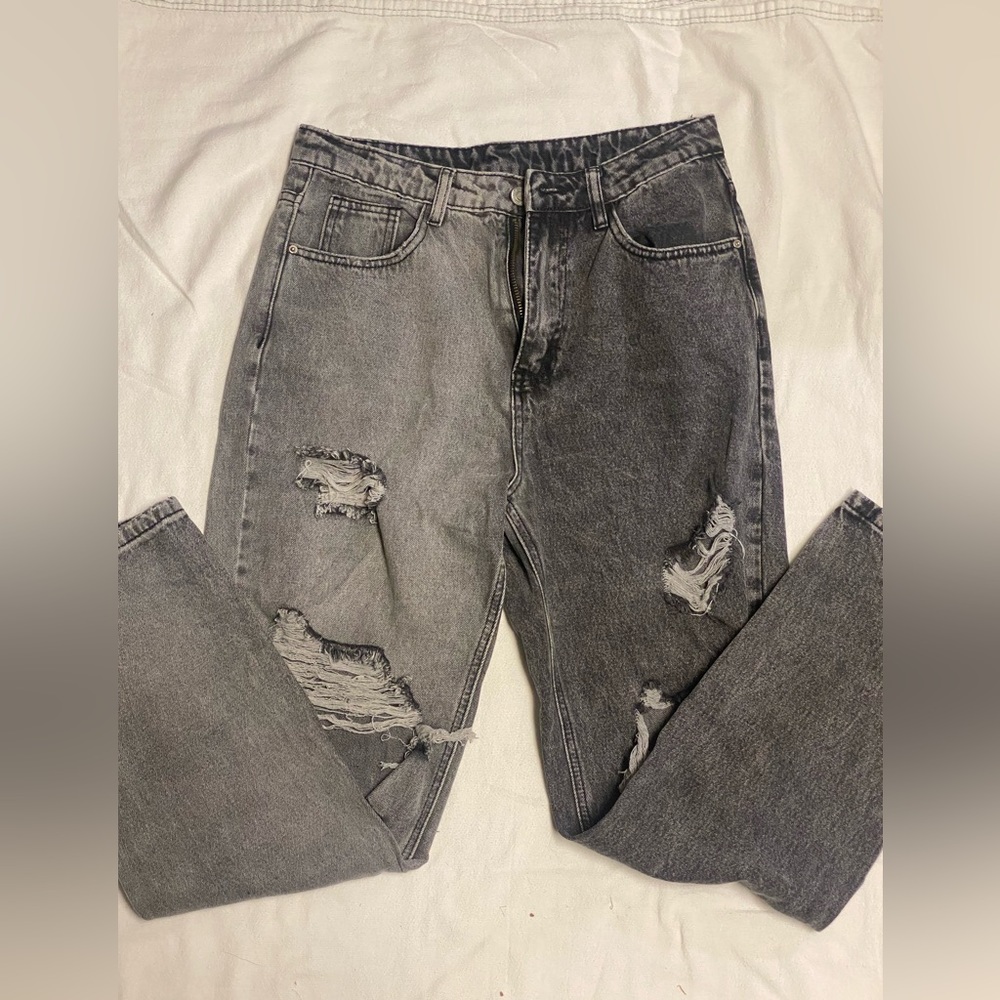 Two toned boyfriend jeans